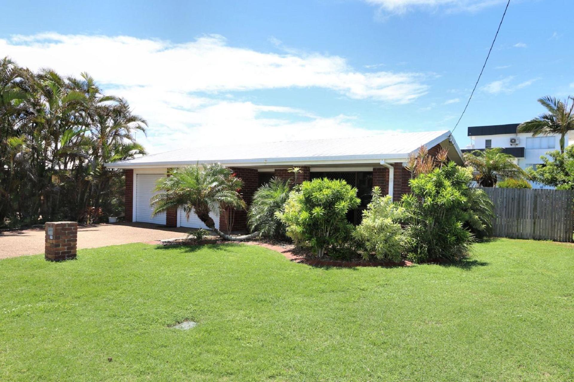 12 Wilfred Street Villa Bargara Exterior photo